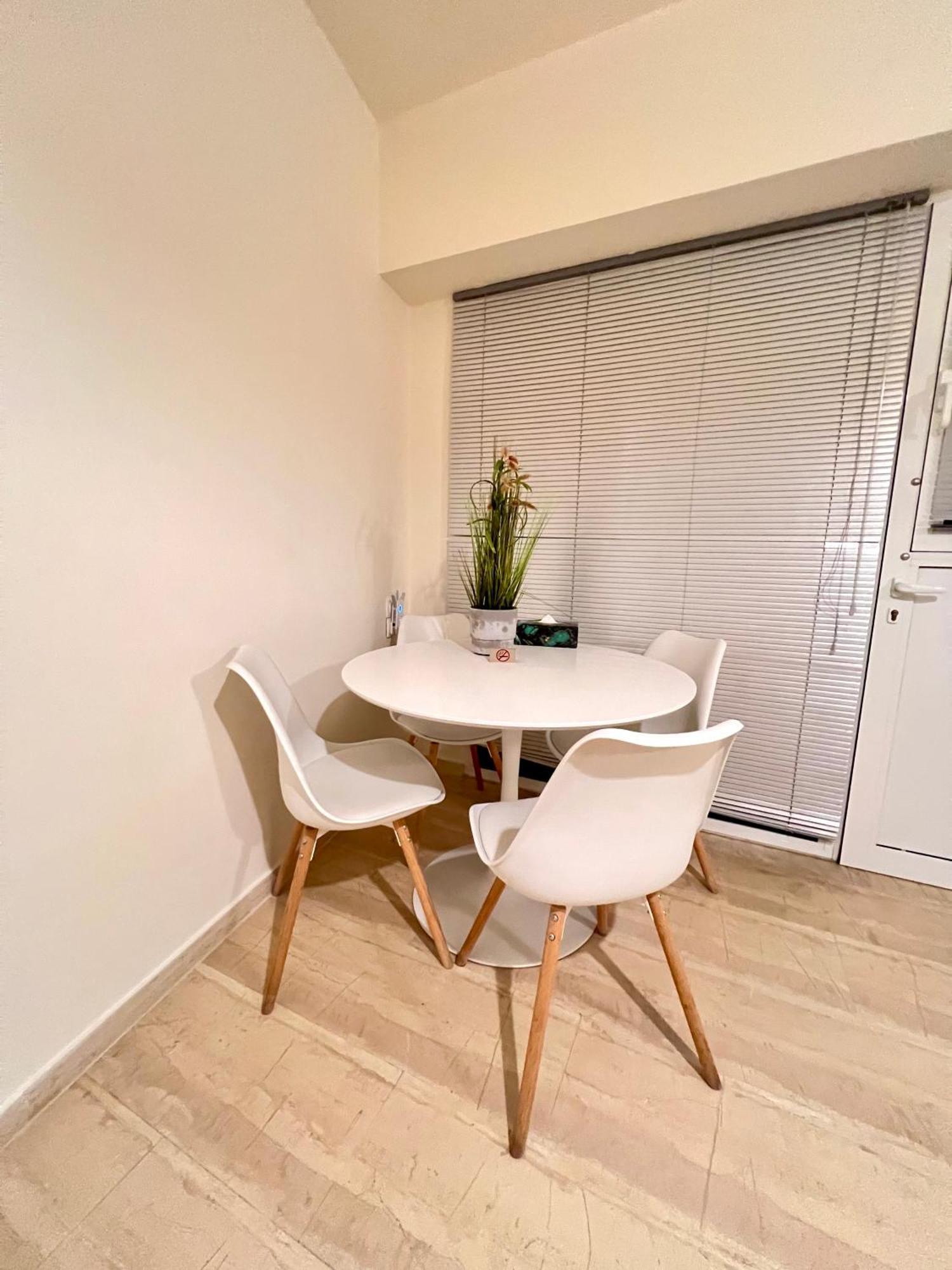 Semi-basement Appartement